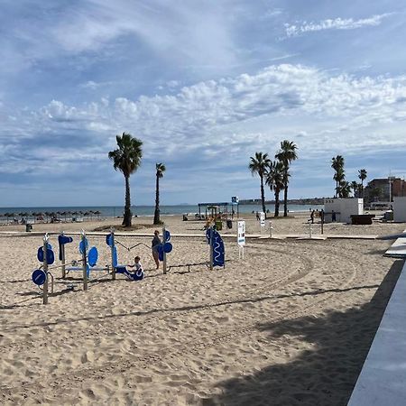 Beach Apartment Amalia Torrevieja Exteriör bild