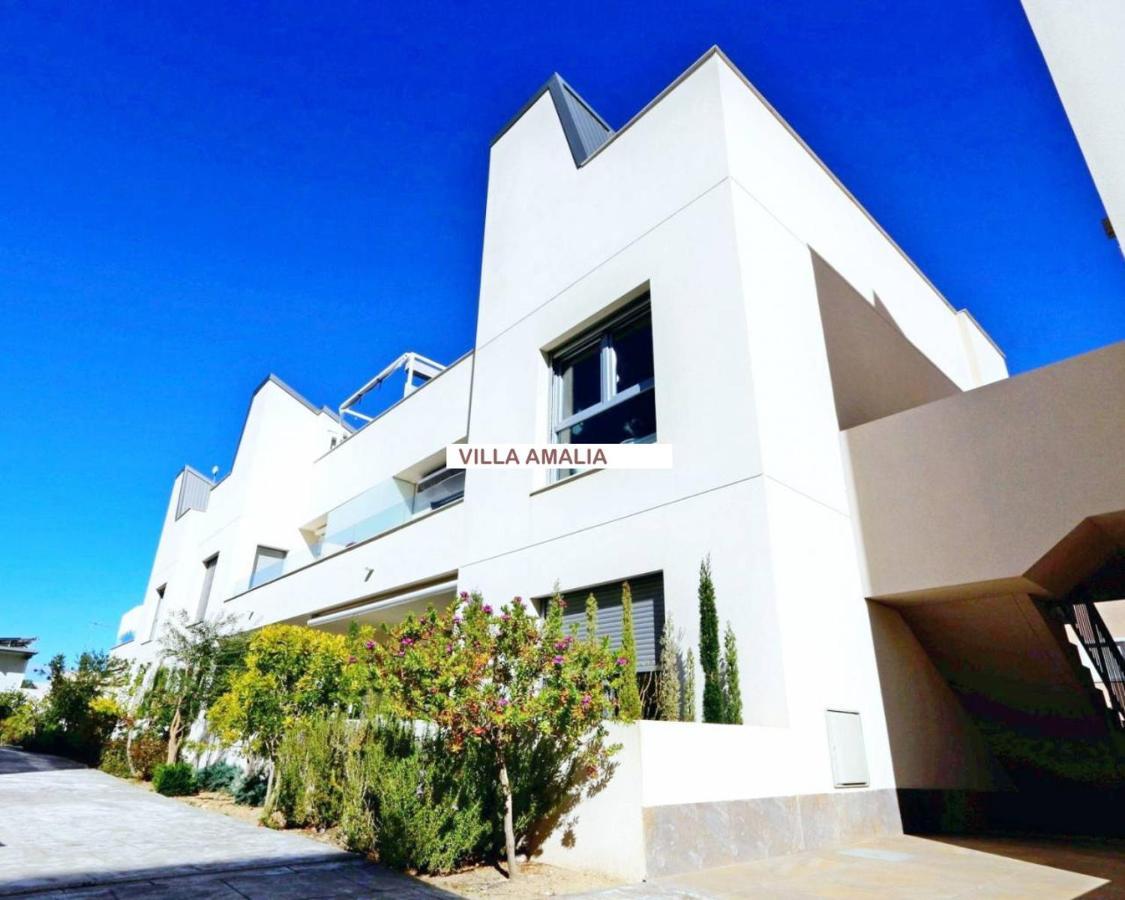 Beach Apartment Amalia Torrevieja Exteriör bild